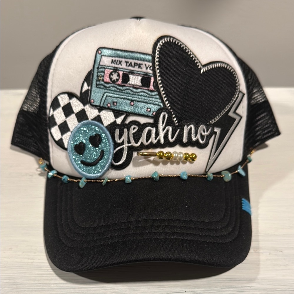 Black and White Womens trucker hat